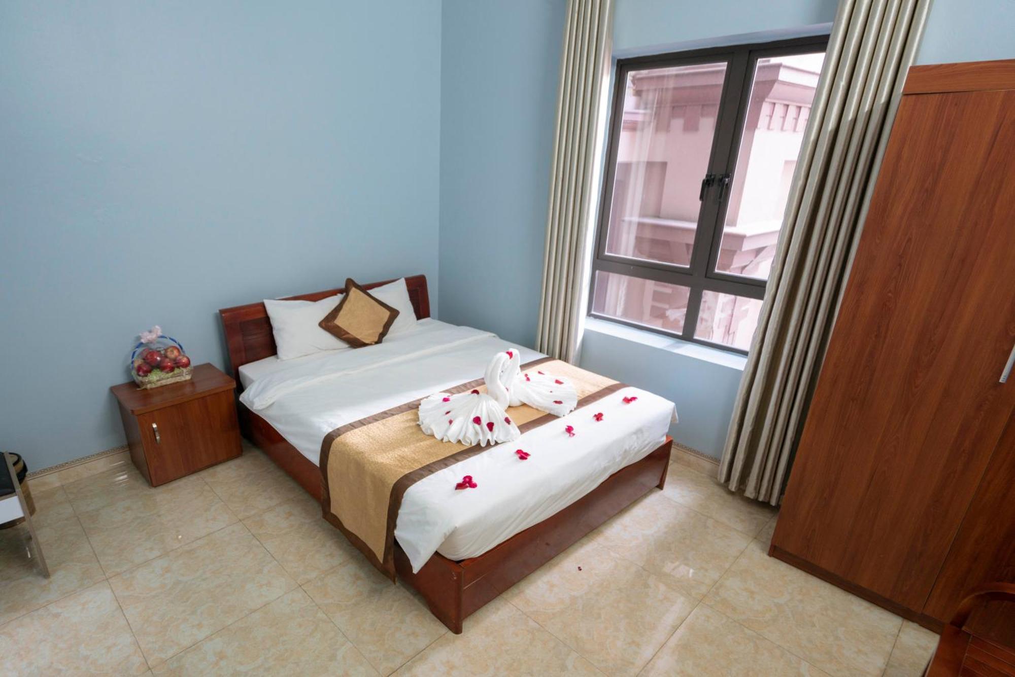 Ha Long Fancy Hostel With Vegetarian And Vegan Restaurant 외부 사진