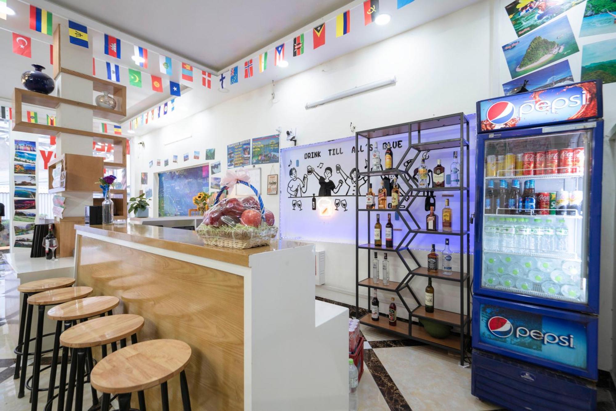 Ha Long Fancy Hostel With Vegetarian And Vegan Restaurant 외부 사진