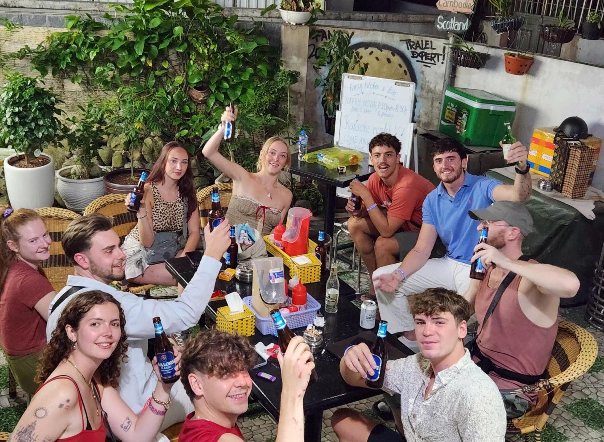 Ha Long Fancy Hostel With Vegetarian And Vegan Restaurant 외부 사진