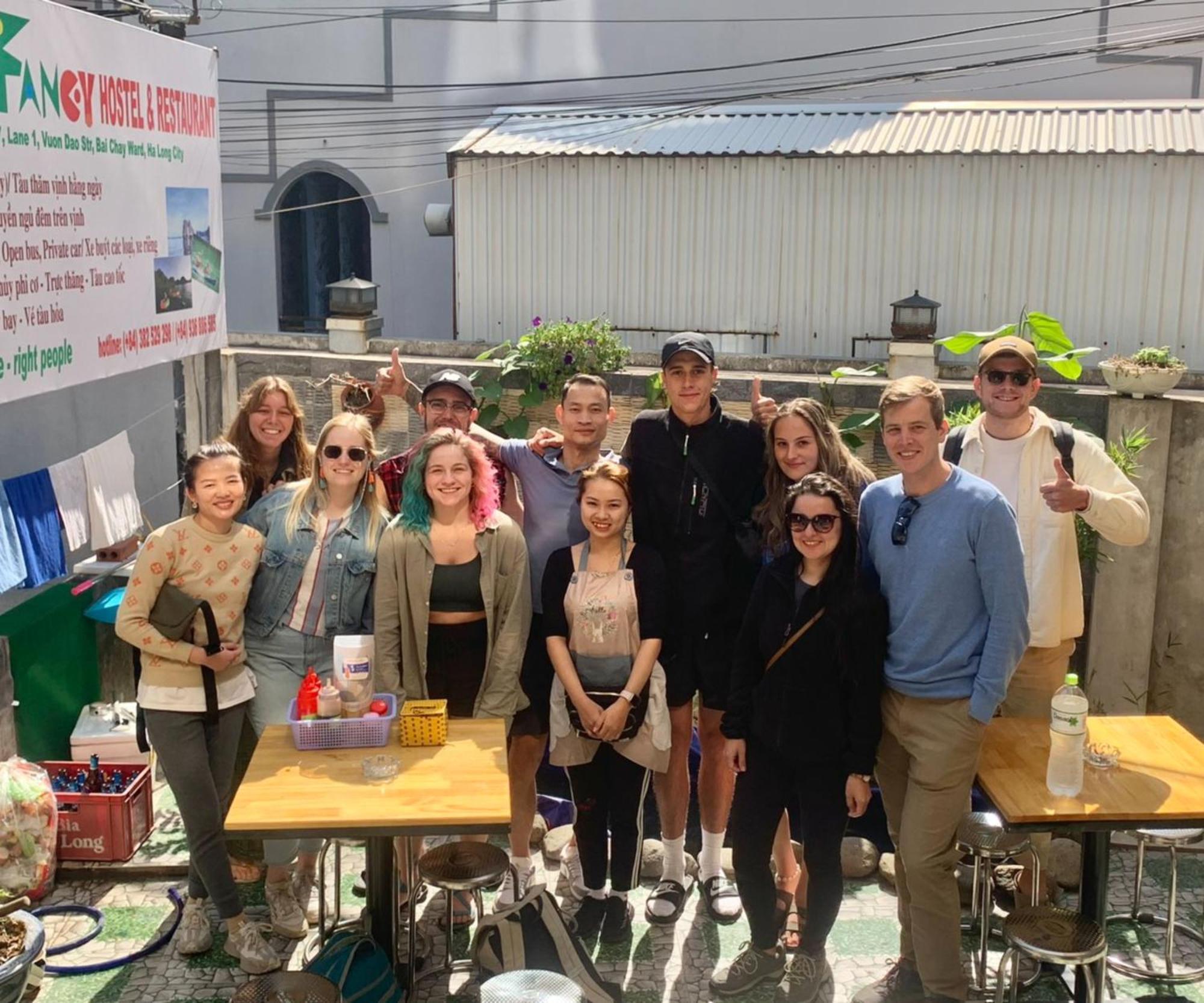 Ha Long Fancy Hostel With Vegetarian And Vegan Restaurant 외부 사진