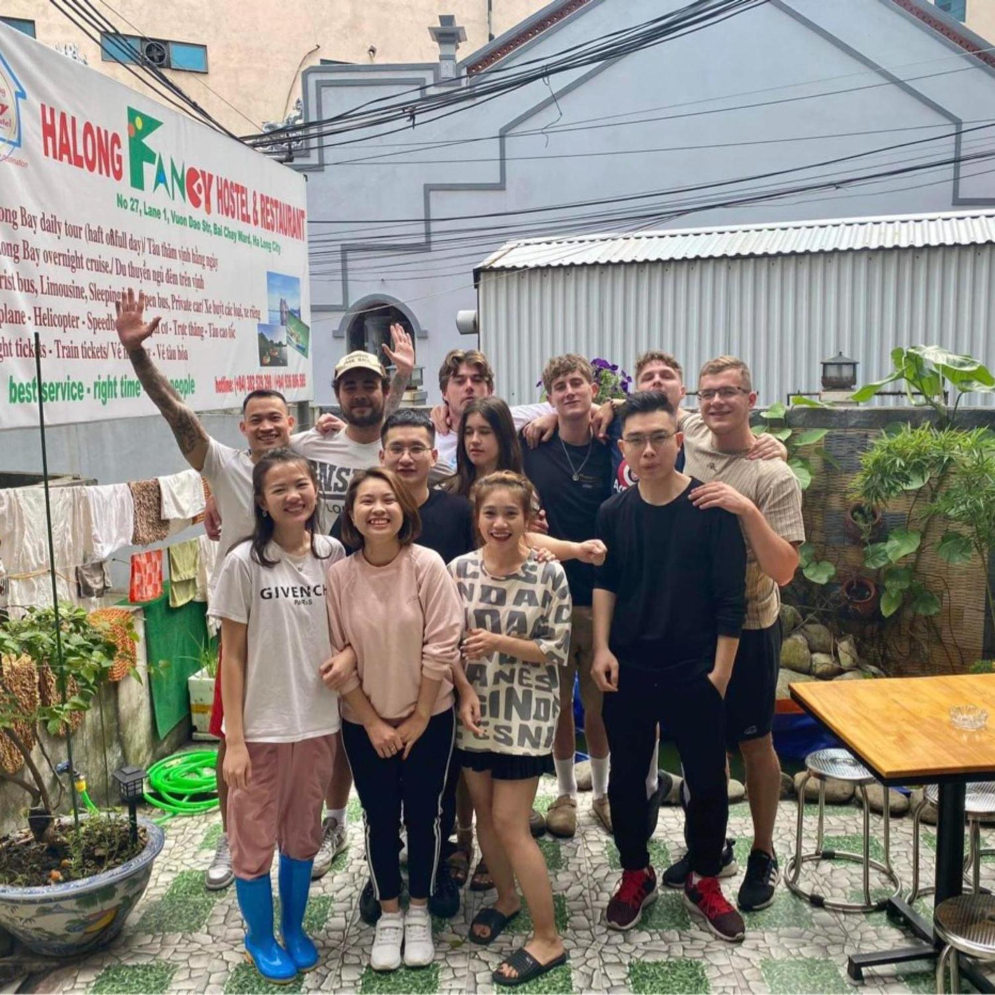 Ha Long Fancy Hostel With Vegetarian And Vegan Restaurant 외부 사진