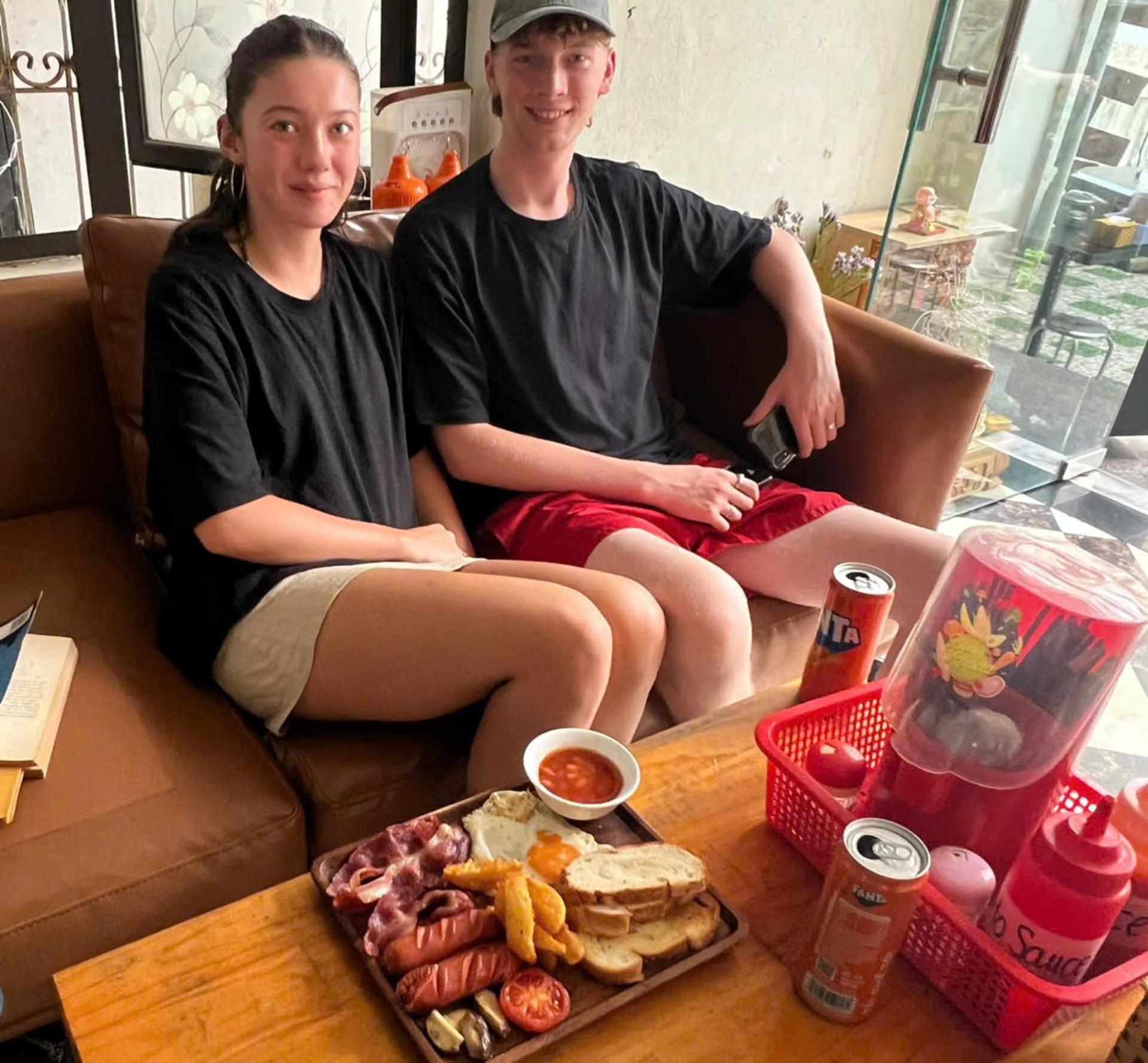 Ha Long Fancy Hostel With Vegetarian And Vegan Restaurant 외부 사진